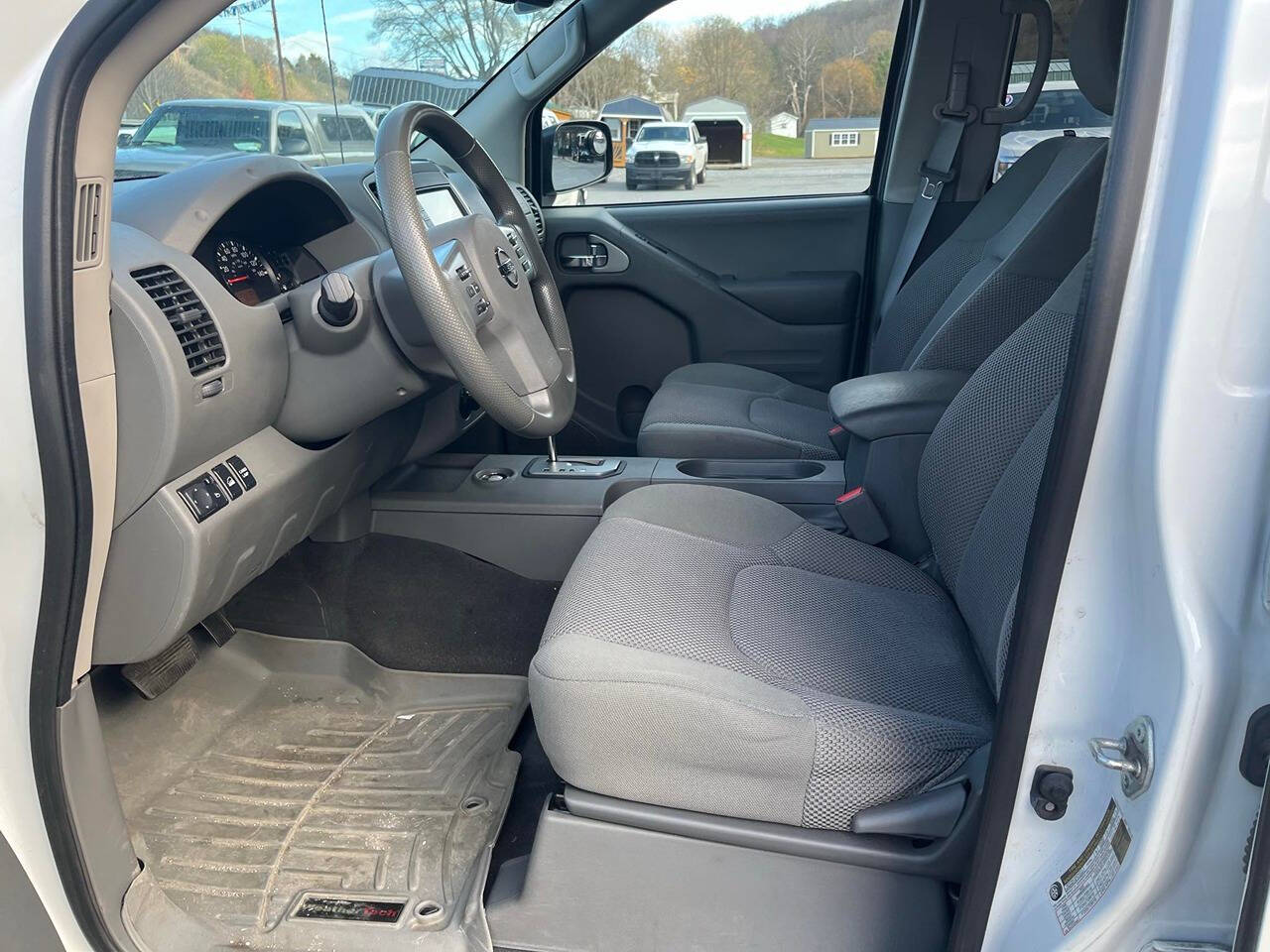 2021 Nissan Frontier for sale at Auto Energy in Lebanon, VA