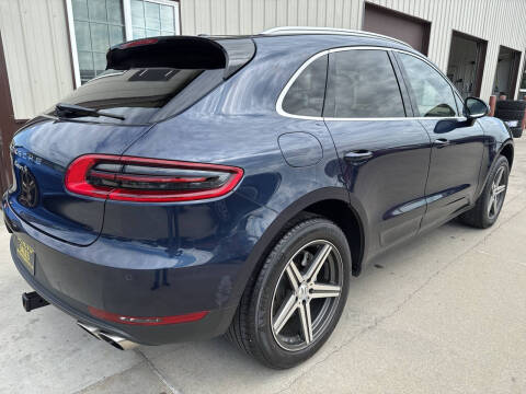 2015 Porsche Macan S