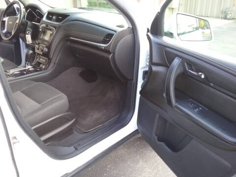 2017 Chevrolet Traverse LT