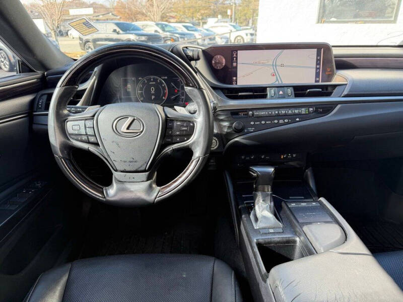2019 Lexus ES 350