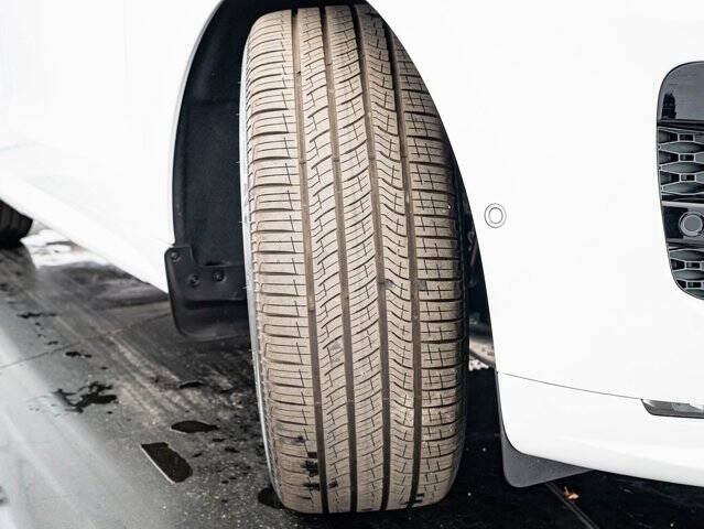 2025 Land Rover Range Rover Sport P460e Dynamic SE