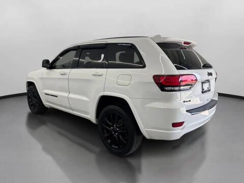 2017 Jeep Grand Cherokee Altitude