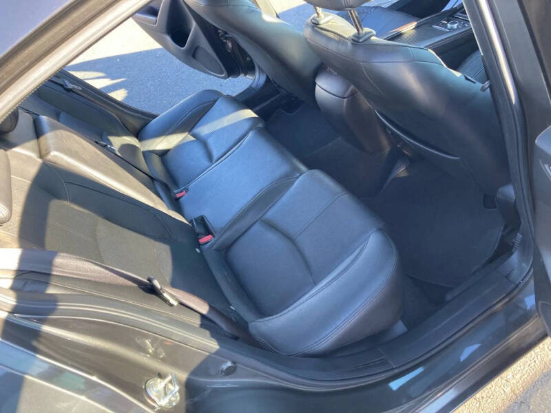 2017 Mazda MAZDA3 Grand Touring