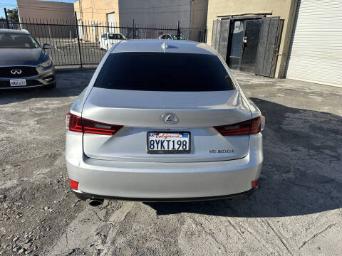2016 Lexus IS 200t