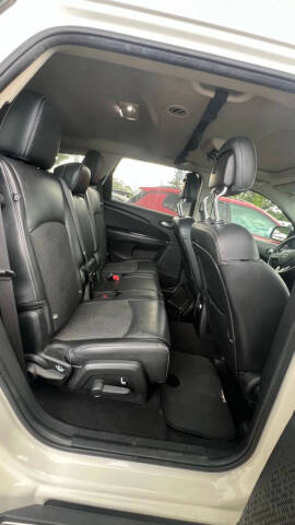 2020 Dodge Journey Crossroad