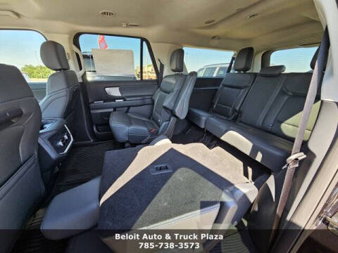 2027 Ford Expedition MAX Active