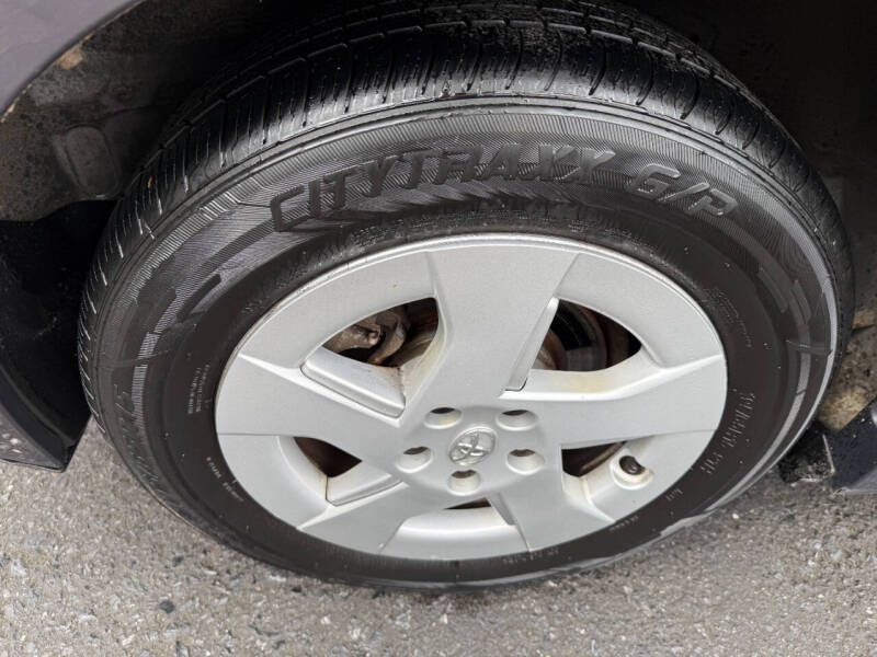 2010 Toyota Prius III