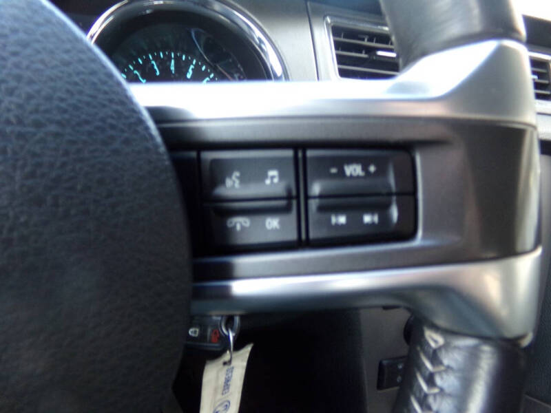 2014 Ford Mustang V6