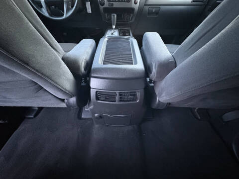 2013 Nissan Armada SV