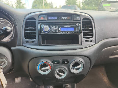 2010 Hyundai Accent Blue