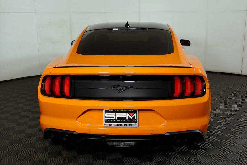 2020 Ford Mustang EcoBoost