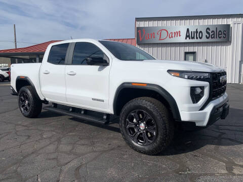 2024 GMC Canyon Elevation