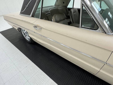 1964 Ford Thunderbird