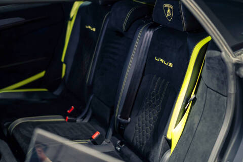 2023 Lamborghini Urus Performante
