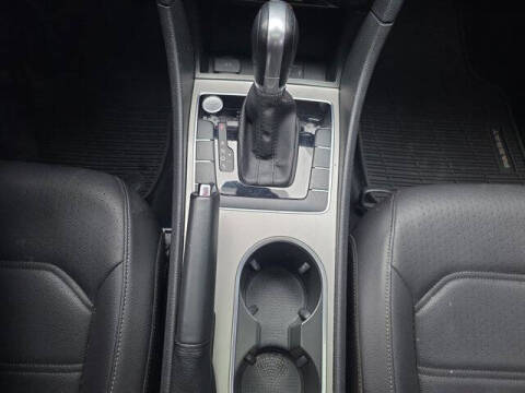 2020 Volkswagen Passat R-Line