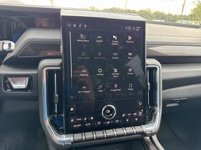 2025 GMC Yukon Elevation