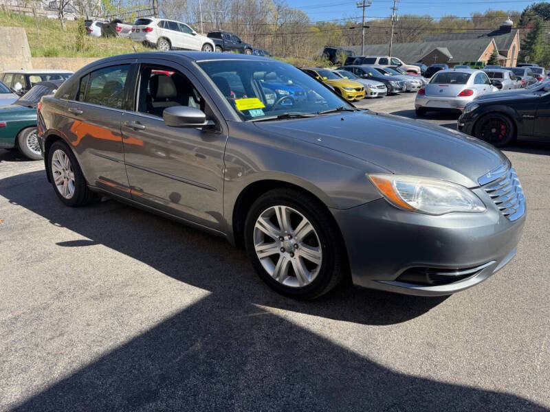 2012 Chrysler 200 Touring
