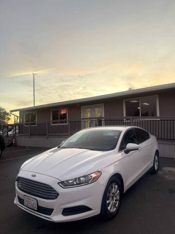 2016 Ford Fusion S