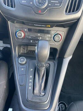 2017 Ford Focus SE