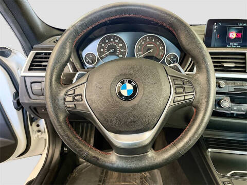 2018 BMW 3 Series 330i xDrive