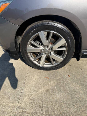 2015 Nissan Pathfinder Platinum