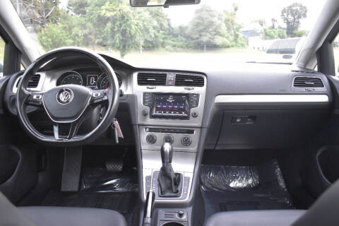 2015 Volkswagen Golf TSI S