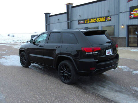 2018 Jeep Grand Cherokee Laredo