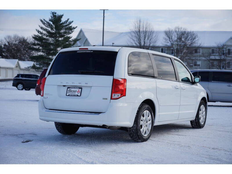 2017 Dodge Grand Caravan SE