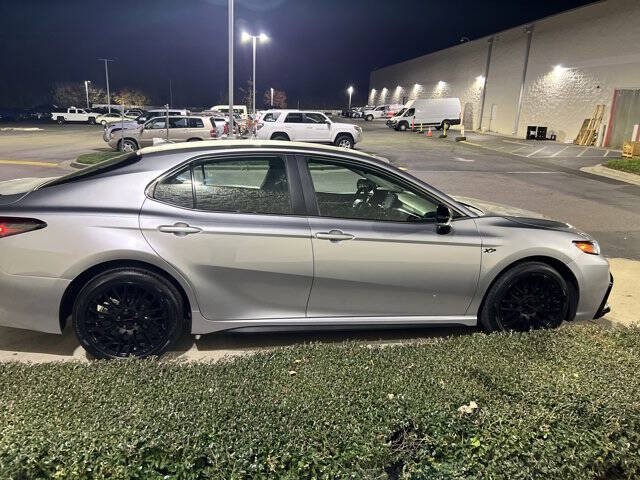 2024 Toyota Camry SE