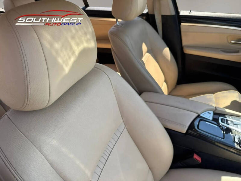 2016 BMW 5 Series 528i