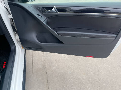 2010 Volkswagen GTI Base PZEV