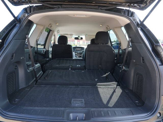 2016 Nissan Pathfinder SV