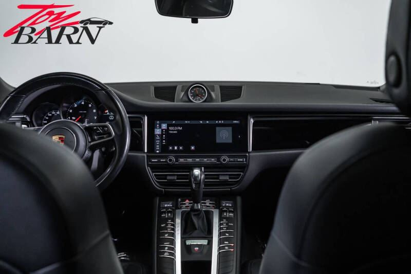 2021 Porsche Macan