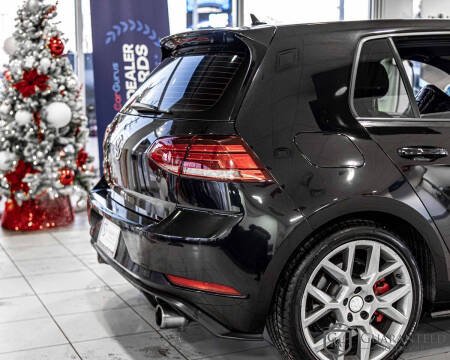 2019 Volkswagen Golf GTI S