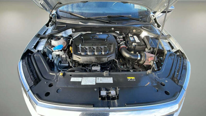 2020 Volkswagen Passat R-Line