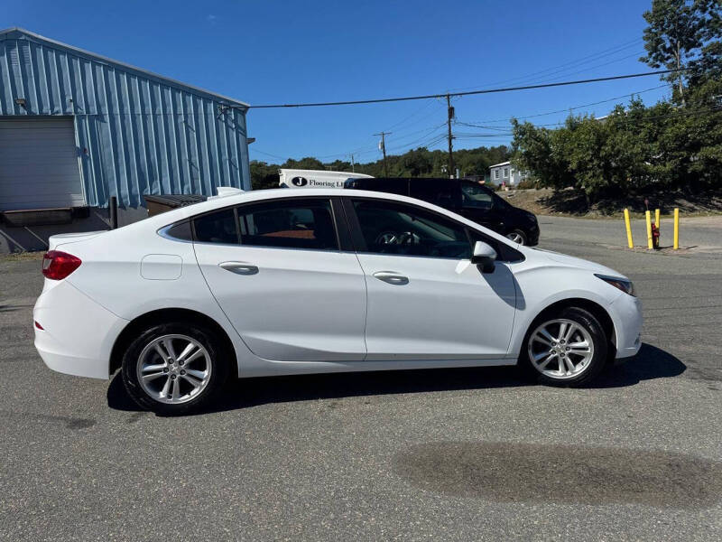 2017 Chevrolet Cruze LT Auto