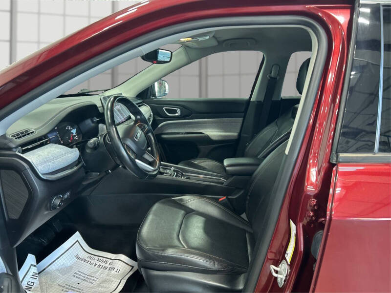 2022 Jeep Compass Latitude Lux