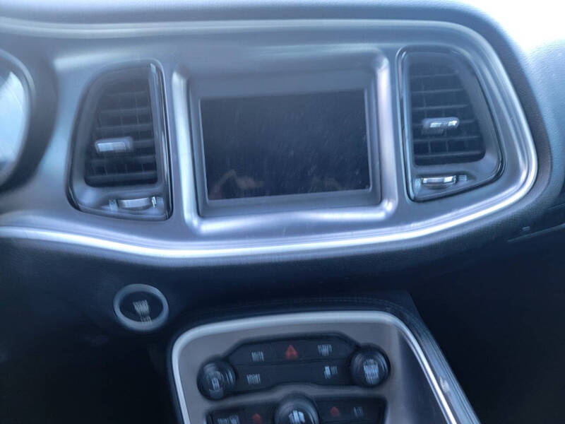 2020 Dodge Challenger SXT