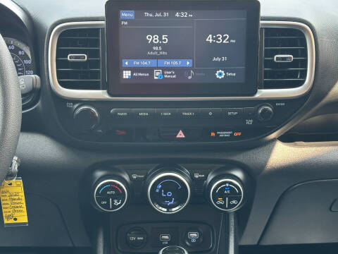 2020 Hyundai Venue SEL