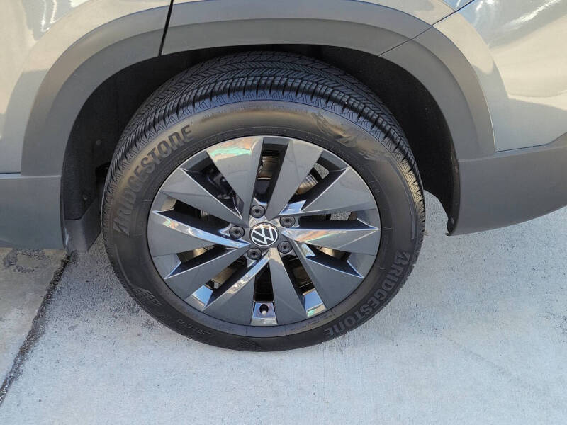 2024 Volkswagen Taos S