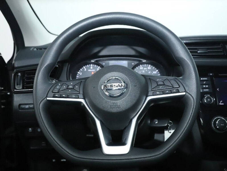 2022 Nissan Rogue Sport S