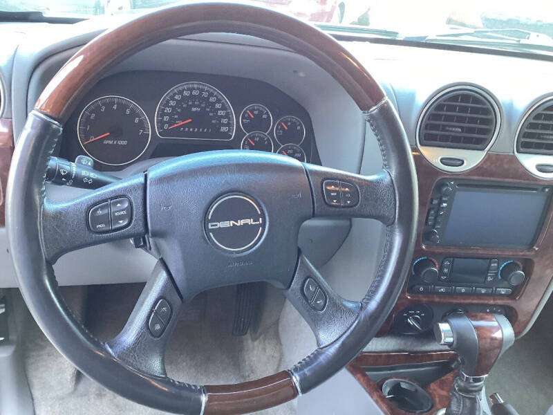 2006 GMC Envoy Denali