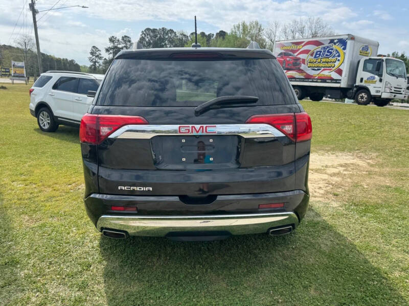 2017 GMC Acadia Denali