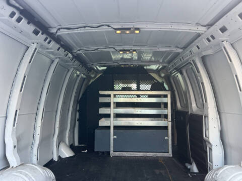 2018 Chevrolet Express 2500
