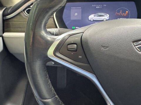 2015 Tesla Model S