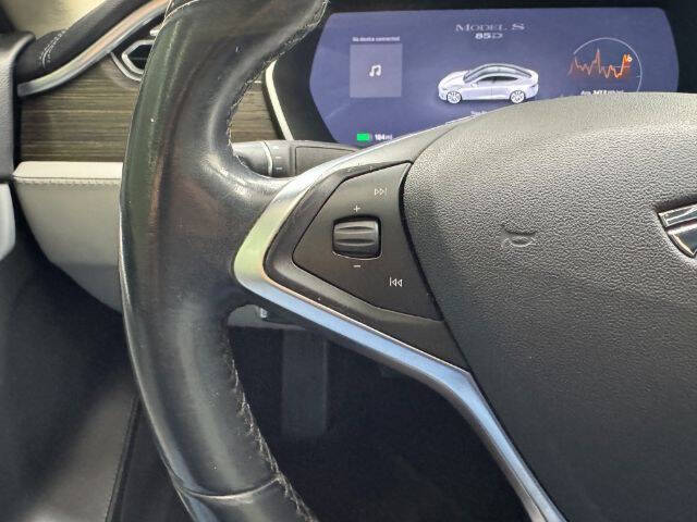2015 Tesla Model S