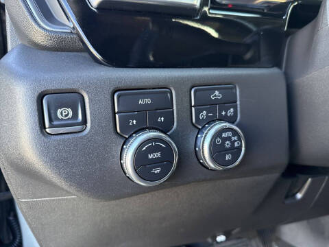 2025 GMC Sierra 1500 Elevation Standard