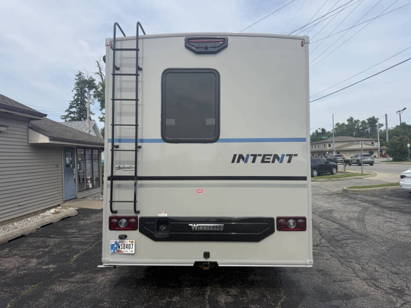 2020 Winnebago INTENT
