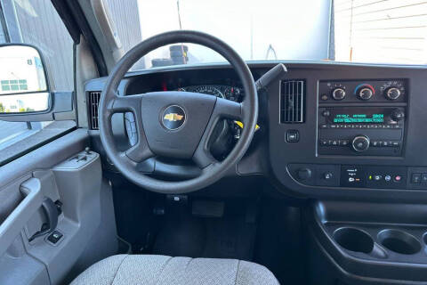 2024 Chevrolet Express LT 3500