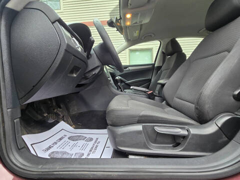 2014 Volkswagen Passat 2.5L S PZEV